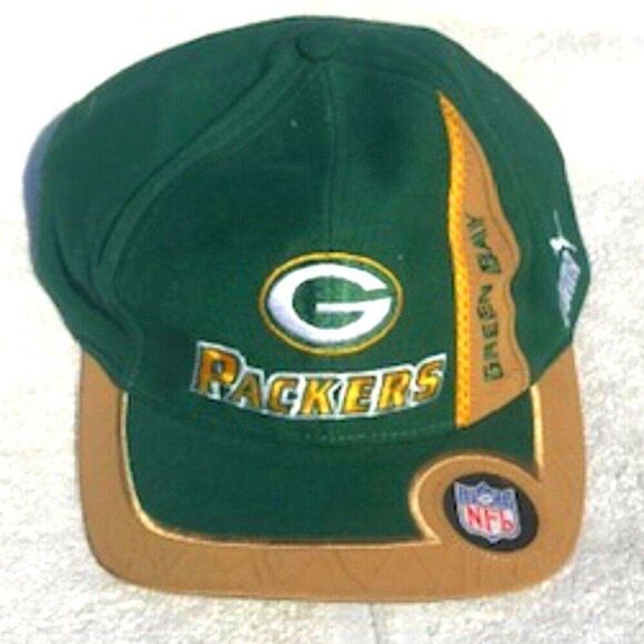 Green Bay Packers . Adjustable Cap - Picture 1 of 3